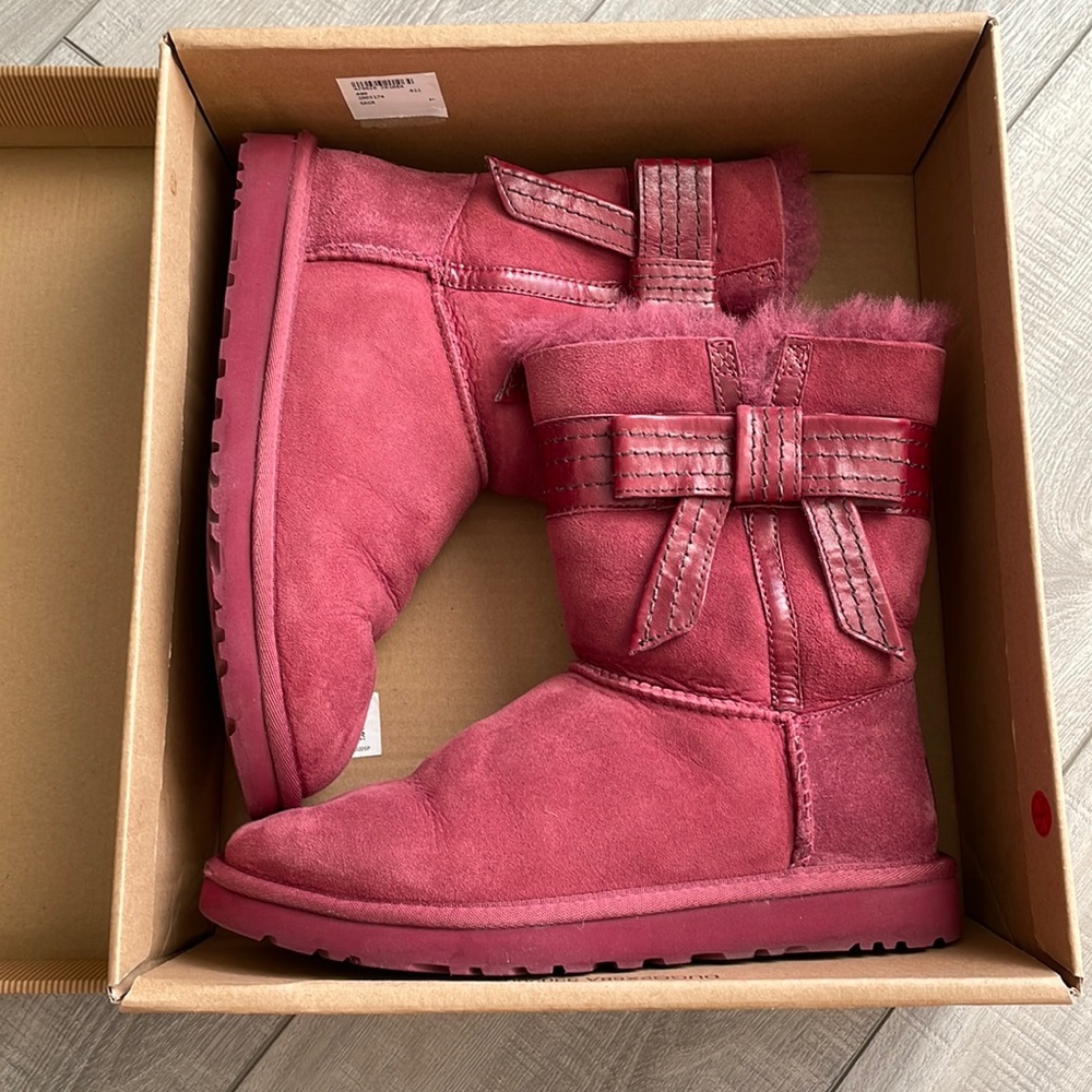 Authentic UGG Women's Josette Boots 1003174 Sagr Pink (Size 7)